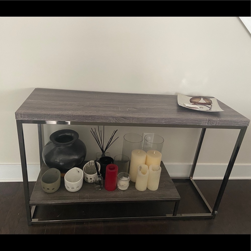 Table set - Picture 2 of 2